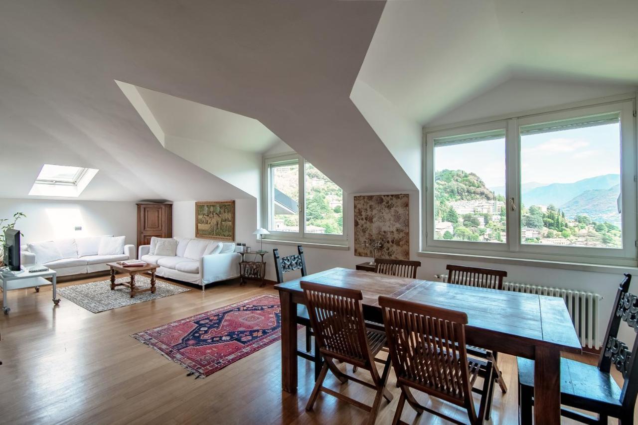 I D'A Charming Penthouse - Lake View- Como- House-130 Mt-2 Double Bedrooms And 2 Double Bathrooms A Spacious Living Room-Full Equipped Kitchen-Private Garden And Terrace-Private Covered Parking Eksteriør bilde